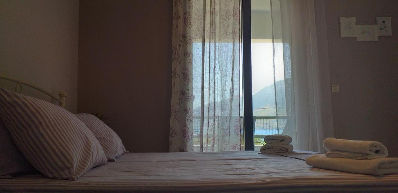 Kavoulakos Studios Skoutarion Bagian luar foto