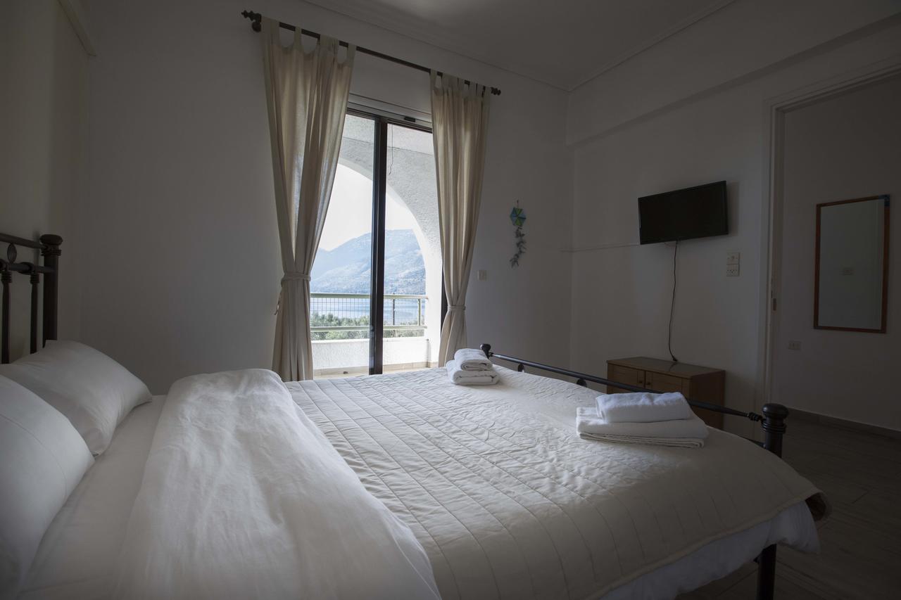 Kavoulakos Studios Skoutarion Bagian luar foto